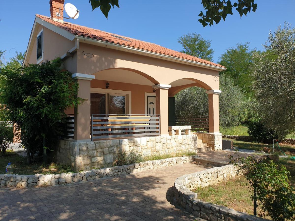 נין Holiday Home Borna מראה חיצוני תמונה